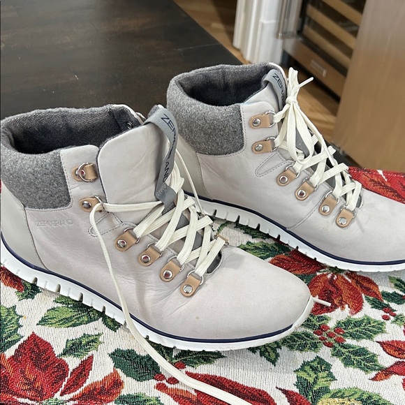 Cole Haan Cream and Gray waterproof Lace-Up Boots! - Picture 2 of 7
